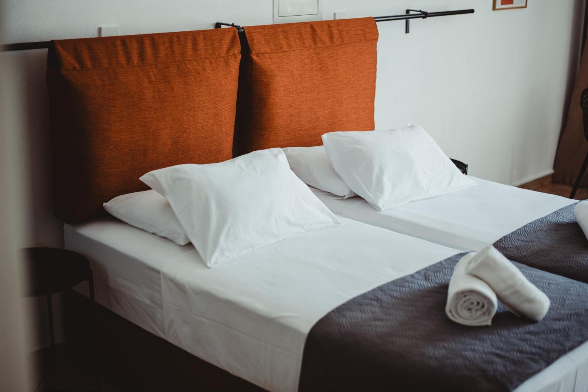 Ovis Hotel Apartments Agia Napa Buitenkant foto