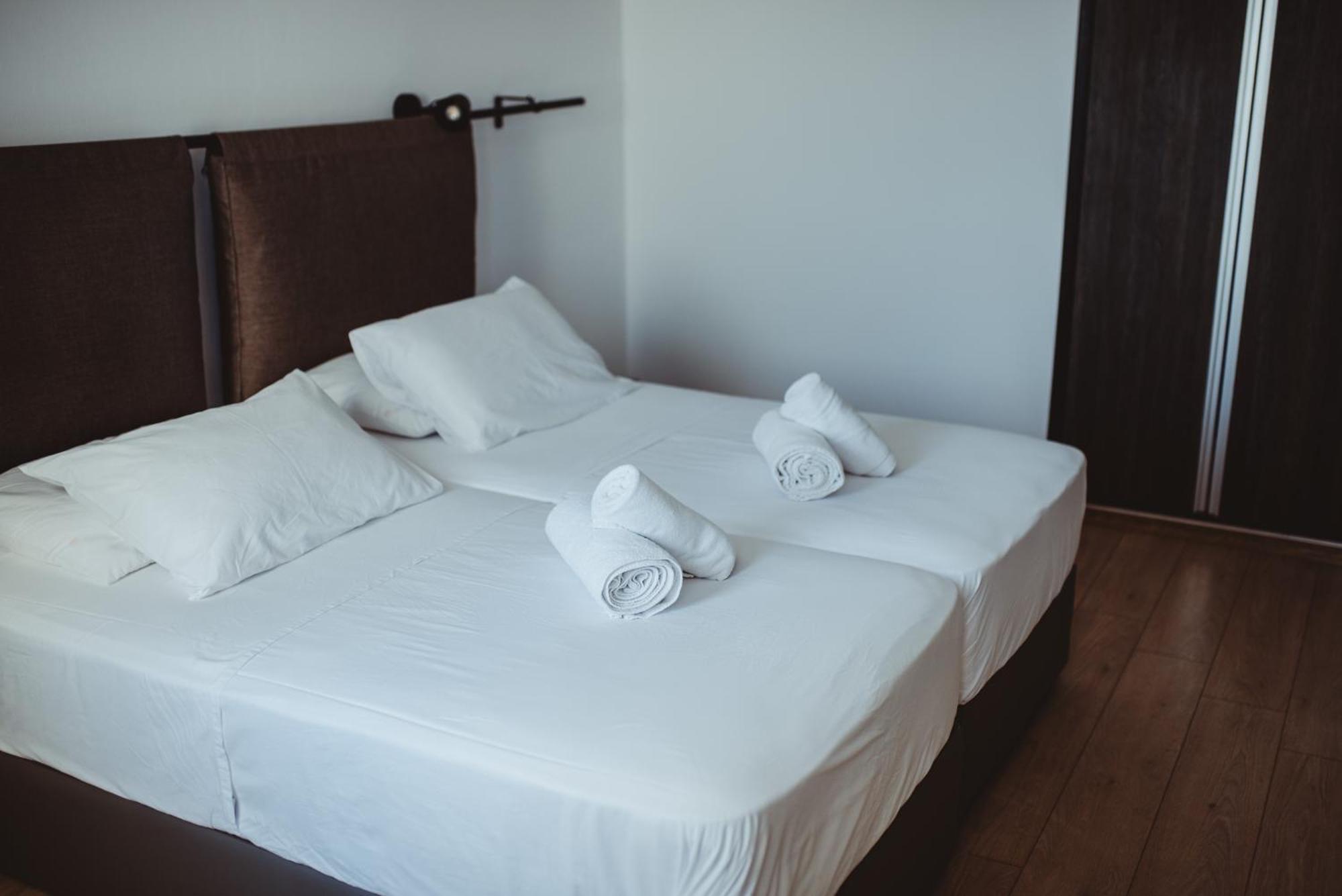 Ovis Hotel Apartments Agia Napa Buitenkant foto